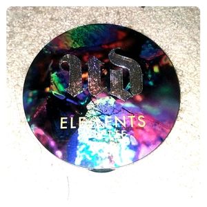Urban Decay Elements eyeshadow palette